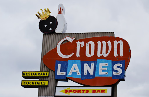 Sports Bar «Crown Lanes Bowling Center & Sports Bar», reviews and photos, 2325 S Federal Blvd, Denver, CO 80219, USA