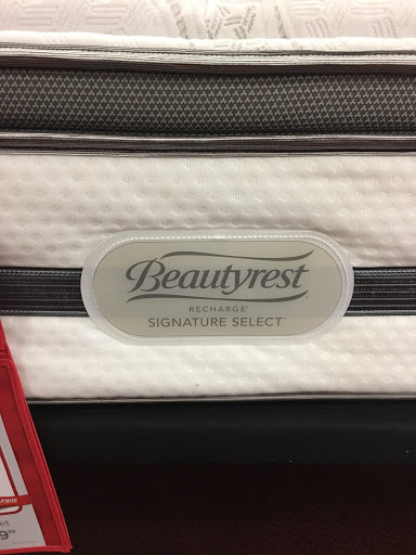 Mattress Store «Mattress Firm East Wareham», reviews and photos, 2991 Cranberry Hwy l, East Wareham, MA 02538, USA