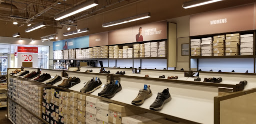 Clarks Bostonian Outlet