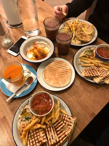 Beten Gav. Israeli bistro