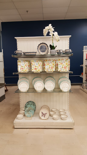 Department Store «Marshalls», reviews and photos, 1004 U.S. 9, Parlin, NJ 08859, USA