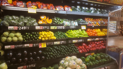 Grocery Store «Super Foodtown of Lake Hiawatha», reviews and photos, 435 N Beverwyck Rd, Lake Hiawatha, NJ 07034, USA