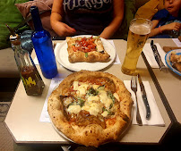 Pizza du Restaurant italien Mio Posto à Paris - n°6