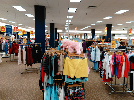 Shopping Mall «Brookfield Square», reviews and photos, 95 N Moorland Rd, Brookfield, WI 53005, USA