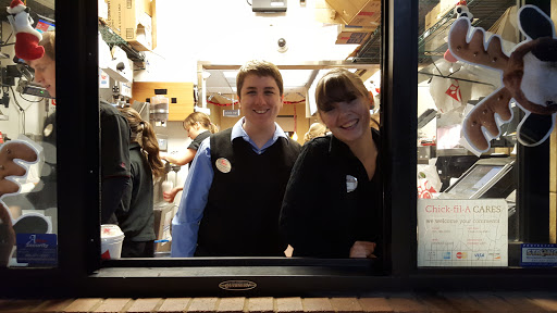 Fast Food Restaurant «Chick-fil-A», reviews and photos, 605 S James Campbell Blvd, Columbia, TN 38401, USA