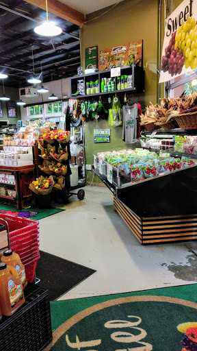 Grocery Store «Top of the Hill Quality Produce», reviews and photos, 5325 NE 4th St, Renton, WA 98059, USA