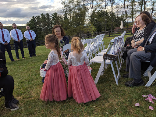 Event Venue «Rivercrest Farm», reviews and photos, 6612 Boy Scout Rd NE, Dover, OH 44622, USA