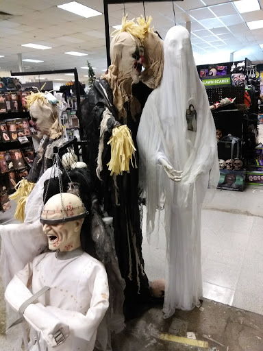 Shopping Mall «Chesapeake Square Mall», reviews and photos, 4200 Portsmouth Blvd, Chesapeake, VA 23321, USA