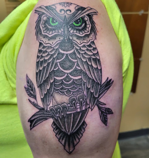 Explore feminine shoulder tattoo ideas, creative tattoo ideas in Waterloo, available at Friki Tiki Tattoo and Gallery