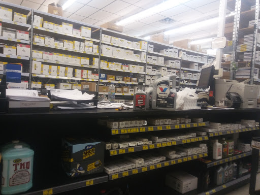 Auto Parts Store «Advance Auto Parts», reviews and photos, 2514 Battleground Ave, Greensboro, NC 27408, USA