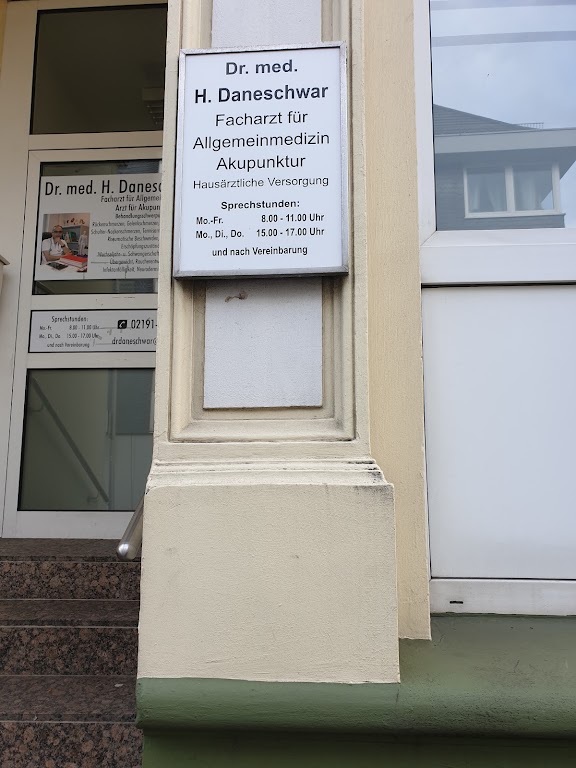 Praxis Dr. med. H. Daneschwar