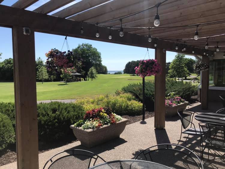 Eagles Bar & Grill at River Oaks Golf Course 55016