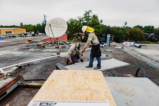 Roofing Contractor «San Antonio Roof Experts», reviews and photos, 5225 McCullough Ave, San Antonio, TX 78212, USA