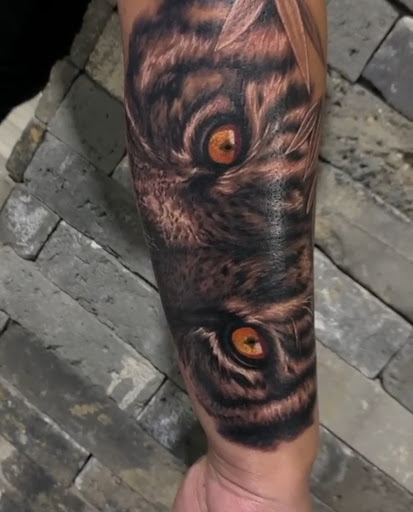 Explore hawaii tattoo ideas for men, creative tattoo ideas in Wichita Falls, available at Firme Copias Tattoo shop