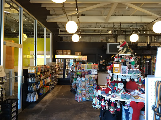 Pet Store «Dogma for Pets LLC», reviews and photos, 3600 Boston St, Baltimore, MD 21224, USA