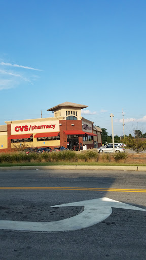 CVS, 9141 Olive Blvd, Olivette, MO 63132, USA, 