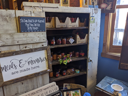 Gift Shop «Oronoque Farms», reviews and photos, 188 Leavenworth Rd, Shelton, CT 06484, USA