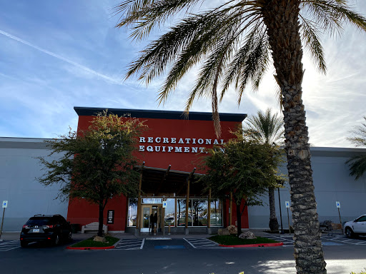 REI, 710 S Rampart Blvd, Las Vegas, NV 89145, USA, 