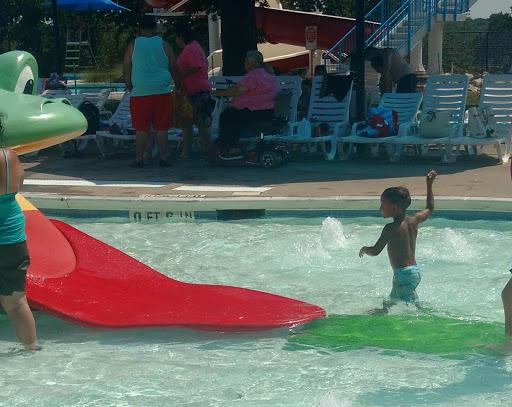 Swimming Pool «Randol Mill Family Aquatic Center», reviews and photos, 1924 Randol Mill Park Rd, Arlington, TX 76012, USA