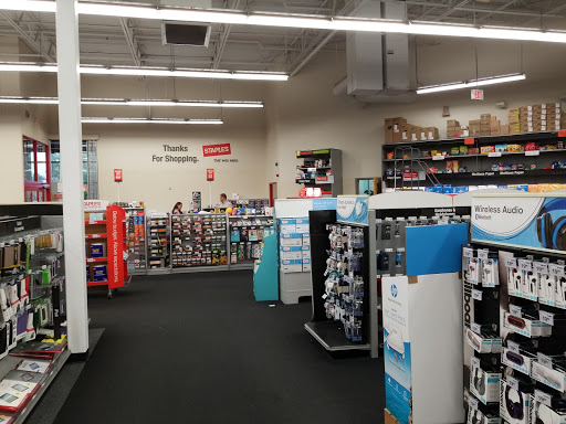 Office Supply Store «Staples», reviews and photos, 2840 E Germann Rd, Chandler, AZ 85286, USA