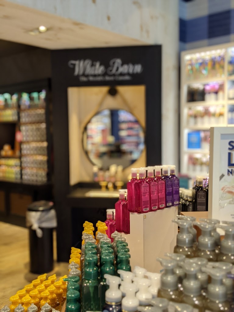 Bath & Body Works Torrance, CA 90503 Location, Reviews, Hours and