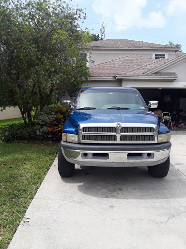 Auto Body Shop «Econo Auto Painting & Body Wrk», reviews and photos, 7020 N Dale Mabry Hwy, Tampa, FL 33614, USA