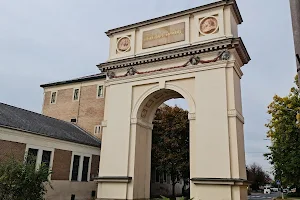 Triumphal Arch of Vác image