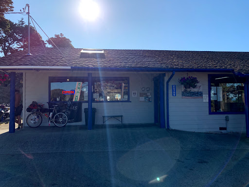 Grocery Store «Fort Ross Store», reviews and photos, 20705 CA-1, Jenner, CA 95450, USA