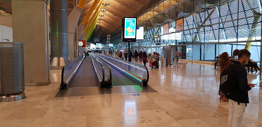 Thrifty Car Rental (Aeropuerto de Madrid)