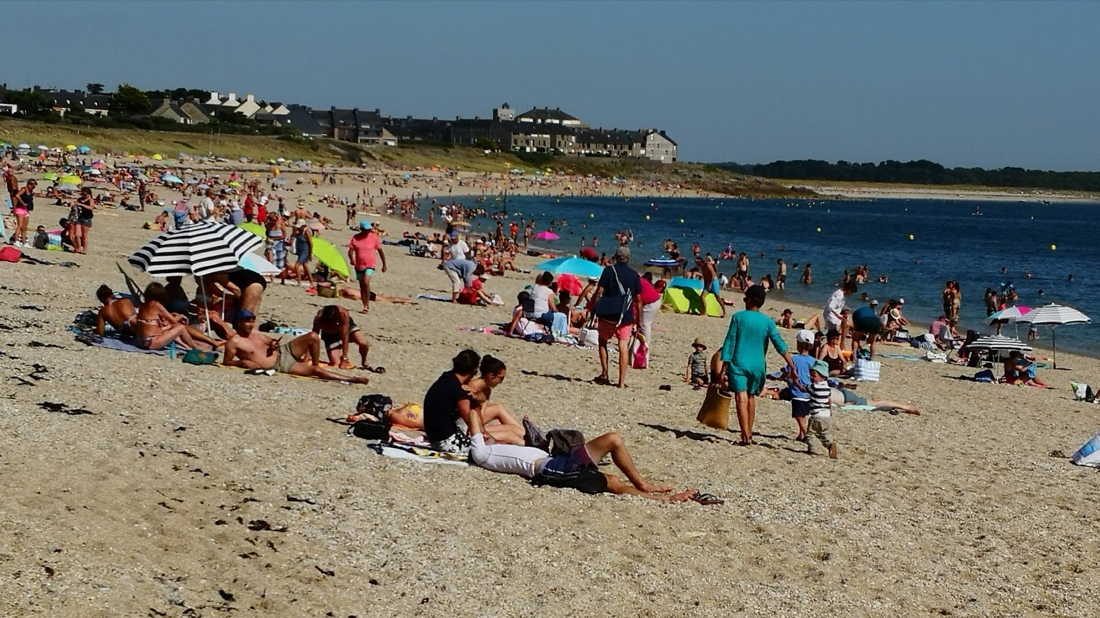 Plage du Fogeo'in fotoğrafı uzun koy ile birlikte