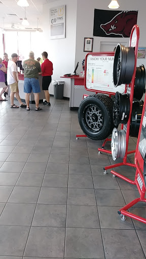 Tire Shop «Discount Tire Store - Fort Smith, AR», reviews and photos, 5710 Rogers Ave, Fort Smith, AR 72903, USA