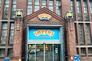 Smyths Toys Superstore Berlin-Reinickendorf image
