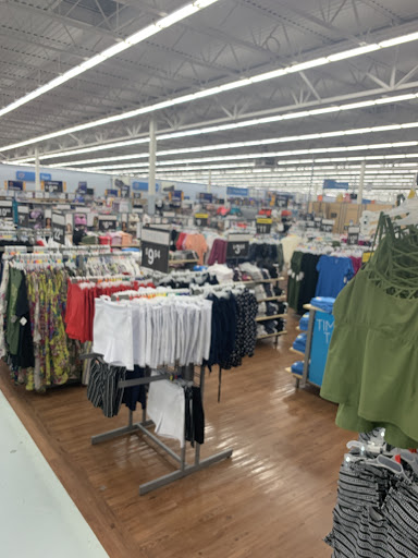 Discount Store «Walmart», reviews and photos, 150 Barnum Avenue Cutoff, Stratford, CT 06614, USA