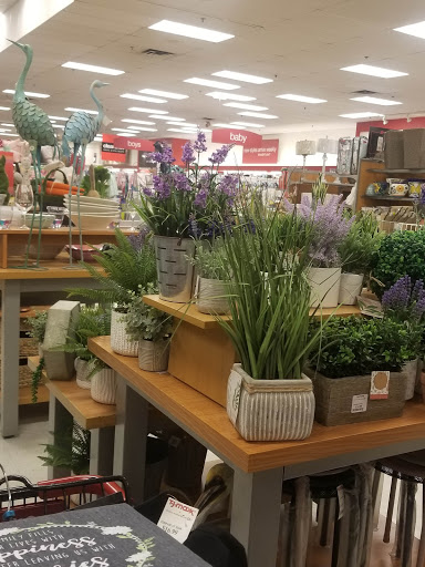 Department Store «T.J. Maxx», reviews and photos, 444 State Rd, North Dartmouth, MA 02747, USA