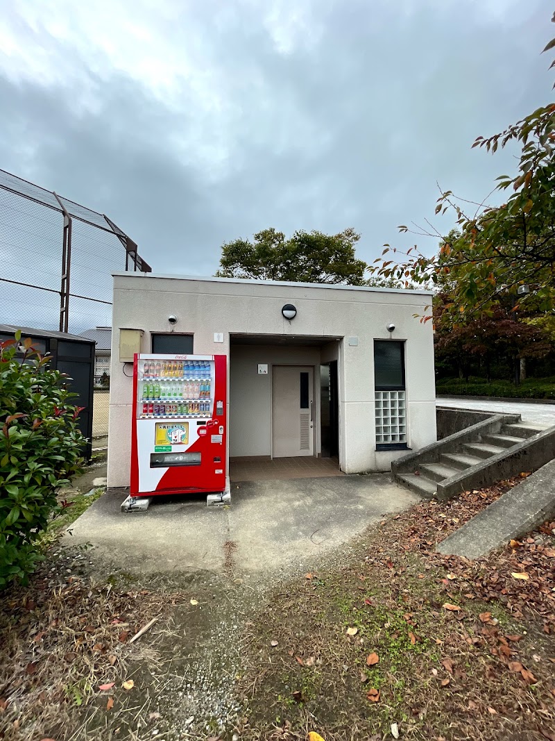 会津総合運動公園 多目的広場トイレ