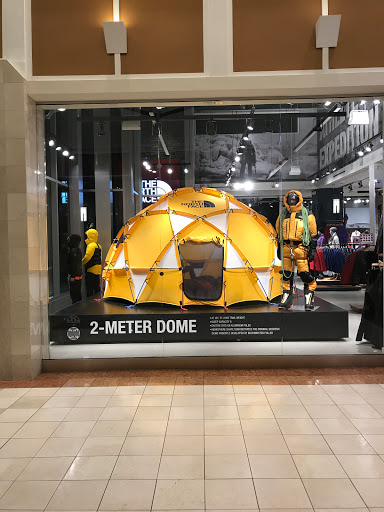 Shopping Mall «Crabtree Valley Mall», reviews and photos, 4325 Glenwood Ave, Raleigh, NC 27612, USA