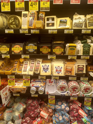 Grocery Store «Jewel-Osco», reviews and photos, 333 E Euclid Ave, Mt Prospect, IL 60056, USA