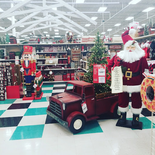 Craft Store «Michaels», reviews and photos, 79 Turnpike Square, Milford, CT 06460, USA