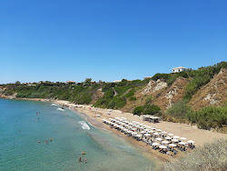 Agios Chelis beach'in fotoğrafı geniş ile birlikte