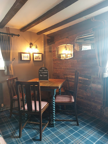 Comments and reviews of The Greyhound at Tidmarsh