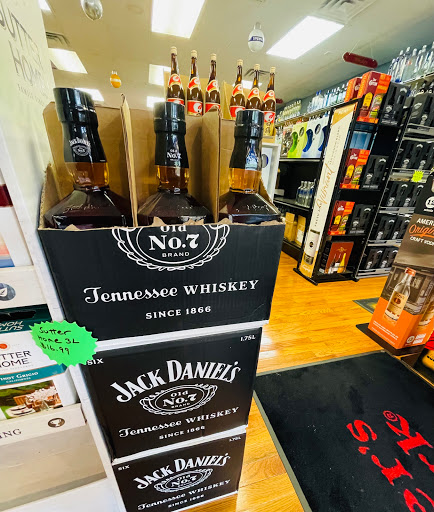 Liquor Store «Village Wine & Liquor Inc», reviews and photos, 161 N Wellwood Ave, Lindenhurst, NY 11757, USA