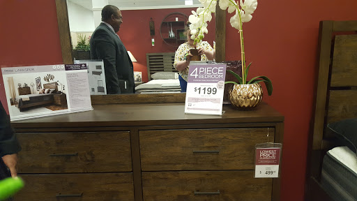 Furniture Store «Raymour & Flanigan Furniture and Mattress Store», reviews and photos, 150 Harmon Meadow Blvd, Secaucus, NJ 07094, USA