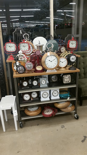 Home Goods Store «Tuesday Morning», reviews and photos, 233 Commerce Dr, Peachtree City, GA 30269, USA