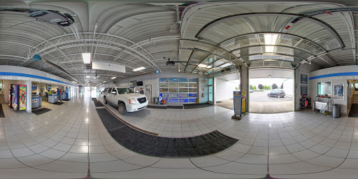 Car Dealer «Vic Canever Chevrolet», reviews and photos, 3000 Owen Rd, Fenton, MI 48430, USA