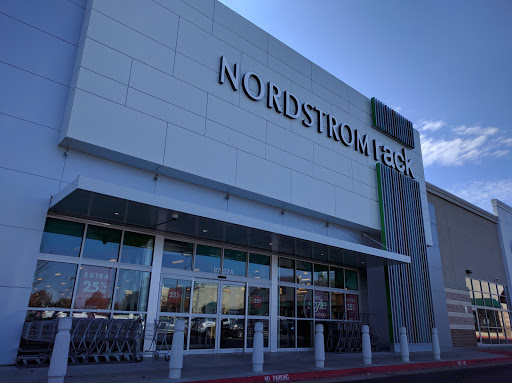 Nordstrom Rack Woodland Plaza, 8722 E 71st St, Tulsa, OK 74133, USA, 