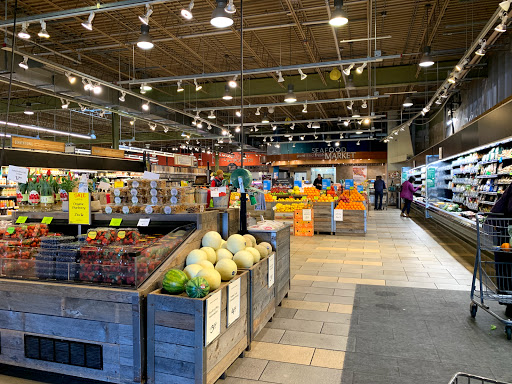 Grocery Store «Whole Foods Market», reviews and photos, 4944 Shelbyville Rd, Louisville, KY 40207, USA