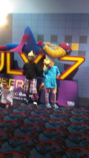 Movie Theater «MJR Waterford Digital Cinema 16», reviews and photos, 7501 Highland Rd, Waterford Twp, MI 48327, USA