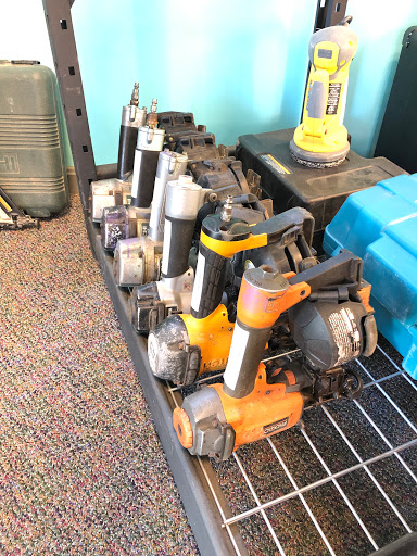 Pawn Shop «Platinum Pawn & Loan», reviews and photos, 292 Main St, Saco, ME 04072, USA