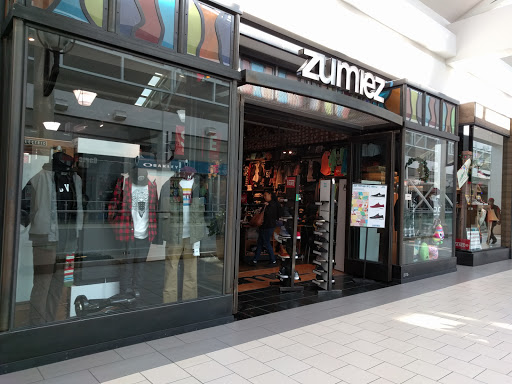 Zumiez