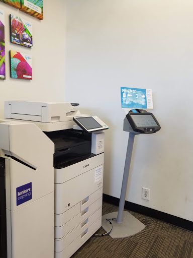Print Shop «FedEx Office Print & Ship Center», reviews and photos, 23325 Hawthorne Blvd, Torrance, CA 90505, USA